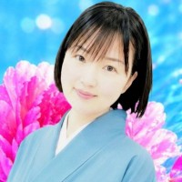 咲里(サリ)先生